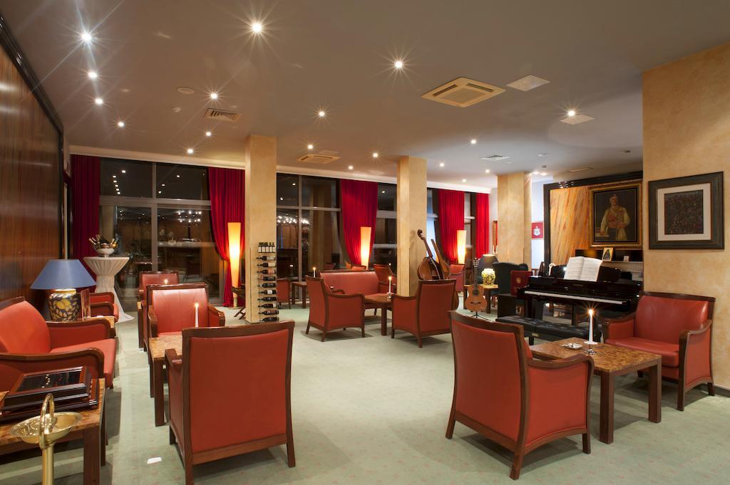 Hotel Rivijera Petrovazzo Esterno foto