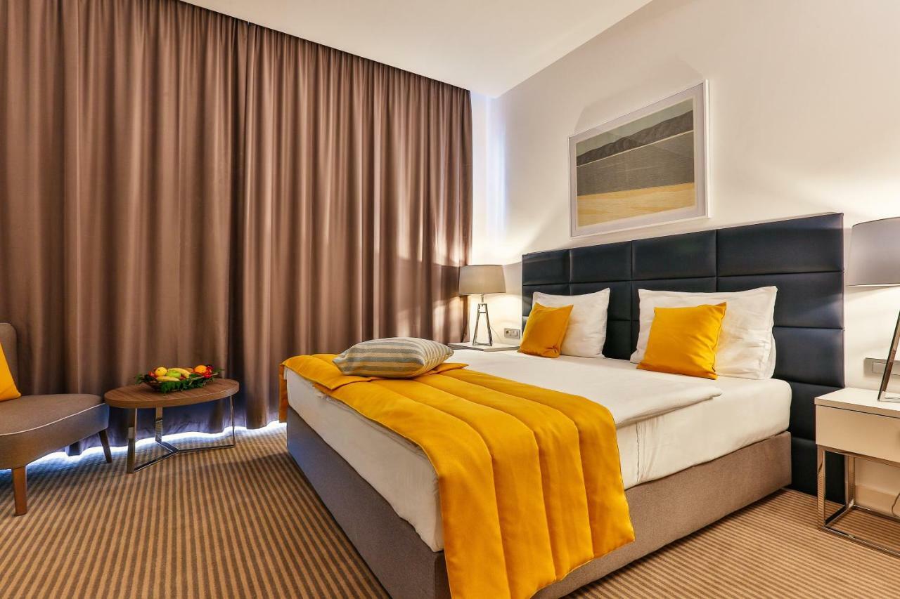 Hotel Rivijera Petrovazzo Esterno foto